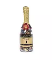 Champagnefles - Jij bent mijn nummer 1 - Gevuld met verpakte Italiaanse bonbons - In cadeauverpakking met gekleurd lint