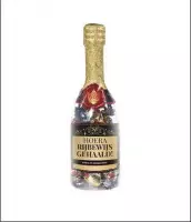 Champagnefles - Hoera! Rijbewijs gehaald! - Gevuld met verpakte Italiaanse bonbons - In cadeauverpakking met gekleurd lint