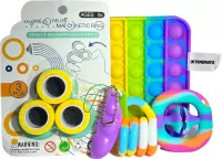 Ultrasativa® - Fidget Pakket 5 Stuks - Regenboog Pop It - Regenboog Snapperz - Magic Rings - Monkey Dimple- Sojaboon Hanger - Nieuwste TikTok Trend -