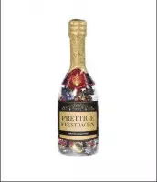 Champagnefles - Prettige feestdagen - Gevuld met een verpakte toffeemix - In cadeauverpakking met gekleurd lint