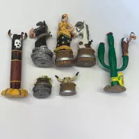 Western Speelset van 7 figuurtjes met o.a. Cactus -totempaal - paarden (3 - 8 cm)