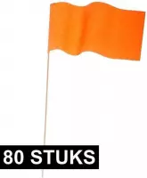 80x Oranje papieren zwaaivlaggetje - Holland supporter/Koningsdag feestartikelen