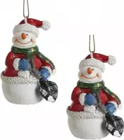 2x Kersthangers sneeuwpop beeldjes met blauwe handschoenen 8 cm - Kerstornamenten/kerstboomversiering
