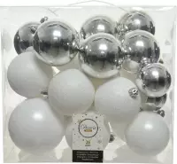 26x Kunststof kerstballen mix wit-zilver 6, 8, 10 cm - Kerstversiering/kerstdecoratie