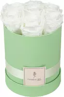 Flowerbox longlife rozen | GREEN | Medium | Bloemenbox | Longlasting roses WHITE | Rozen | Roses | Flowers