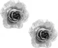 10x stuks zilveren glitter rozen met clip - Kerstversiering