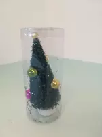 Kunst kerstboompje - met kleine kerstballen