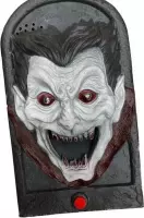 Partychimp Bewegende Deurbel Vampier Met Licht & Geluid Halloween Decoratie Halloween Versiering - 18cm