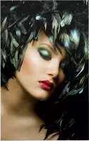 Portret van een vrouw met bladeren - Foto op Forex - 80 x 120 cm
