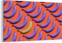 Schilderij - Creatief idee in een surrealistische stijl paarse bananen — 100x70 cm