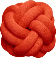 Design House Stockholm Knot Kussen 30x30 Tomaat Rood