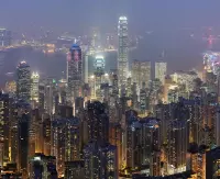 Poster Hong Kong Skyline - China - Wolkenkrabbers - Stadszicht - Modern  50x70 cm