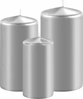 Set van 3x stuks metallic zilveren stompkaarsen 10-12-15 cm met diameter 6 cm - Sfeer kaarsen voor binnen