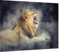 Grommende Leeuw in rook - Foto op Plexiglas - 90 x 60 cm