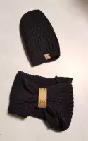 Beanie Set - Muts en sjaal - Zwart: De Winter Favoriet! - Een must voor fashion-liefhebbers