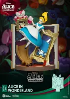 Disney: Story Book Series - Alice in Wonderland PVC Diorama