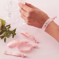 Roze Team Bride armbandjes