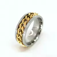 Stoer RVS ringen met los schakel goudkleur ketting in midden in die je mee kan draaien(ook wel stress ring genoemd). maat 18, deze ring is zowel geschikt voor dame of heer ook mooi