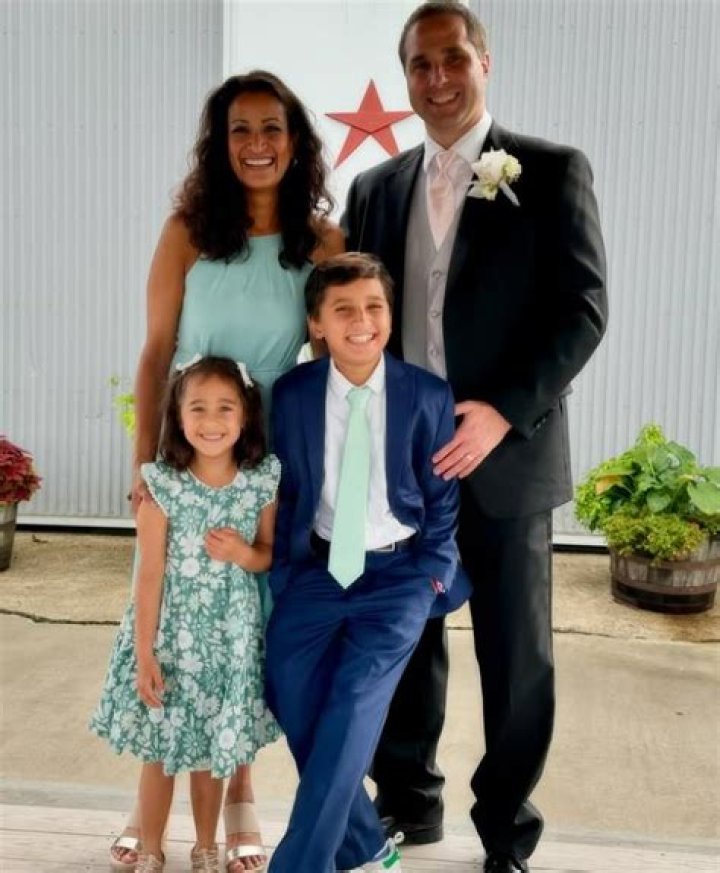 Aditi Kinkhabwala Wiki, Age, Husband, Family, Children, NFL, Instagram, Height, Net Worth, Salary, Twitter, LinkedIn, Nationality