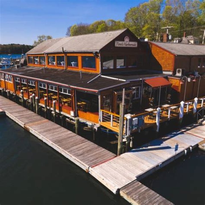 Finn's Harborside: The Ultimate Dining Experience in East Greenwich, RI