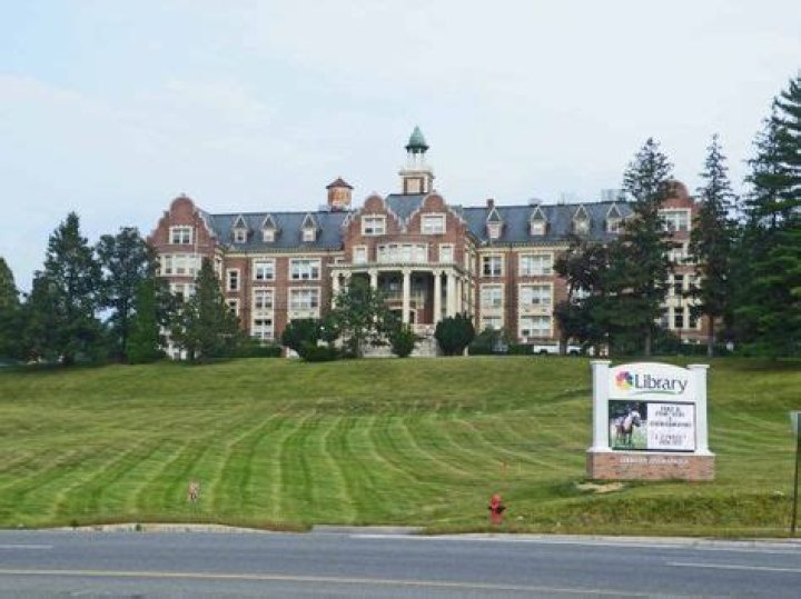 Discovering Hooksett Library in Hooksett, NH: A Community Hub of Knowledge