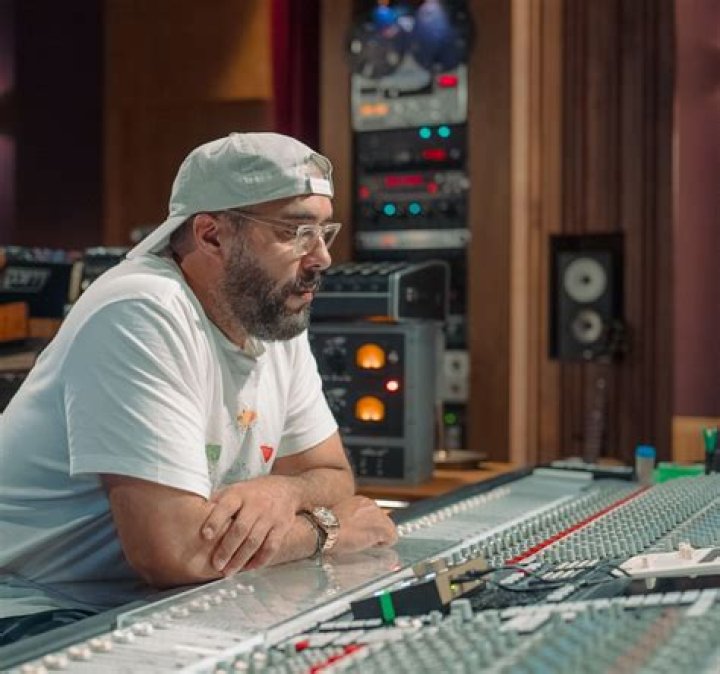 Mix with the Masters: A Journey into the World of Culinary Excellence