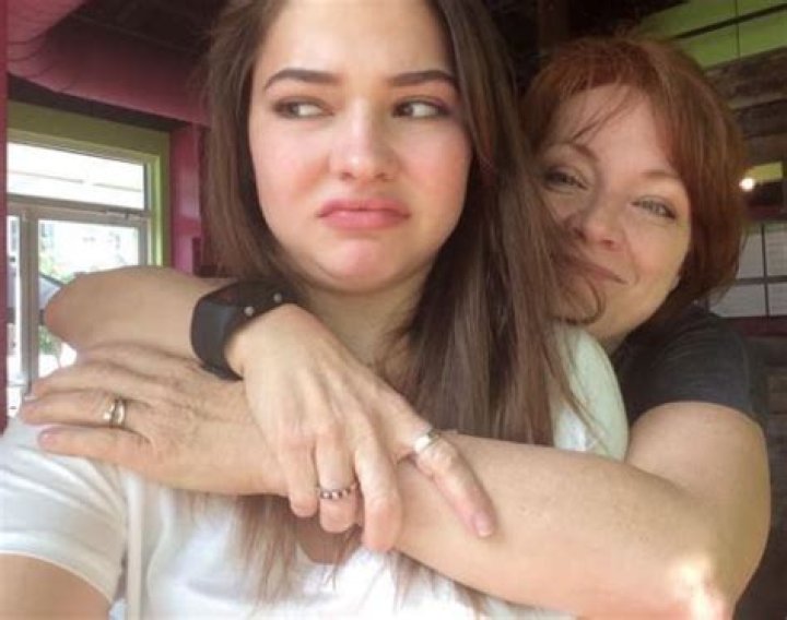 Pam Cline: A Comprehensive Look at the Life and Legacy of a Country Music Icon