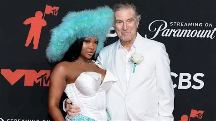 Scott Walker’s Net Worth, Age, Height, Weight, Girlfriend, Dating,